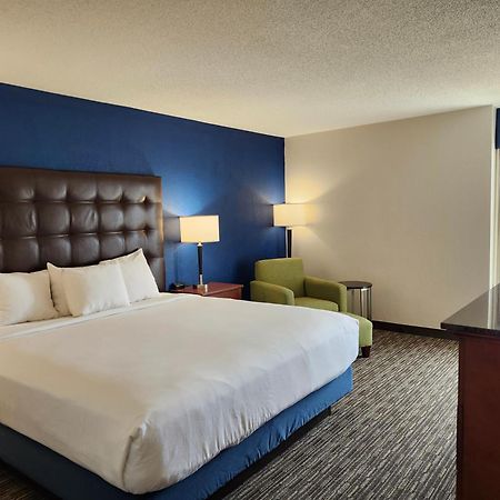Heritage Inn & Suites St Louis Fenton, Trademark By Wyndham Esterno foto