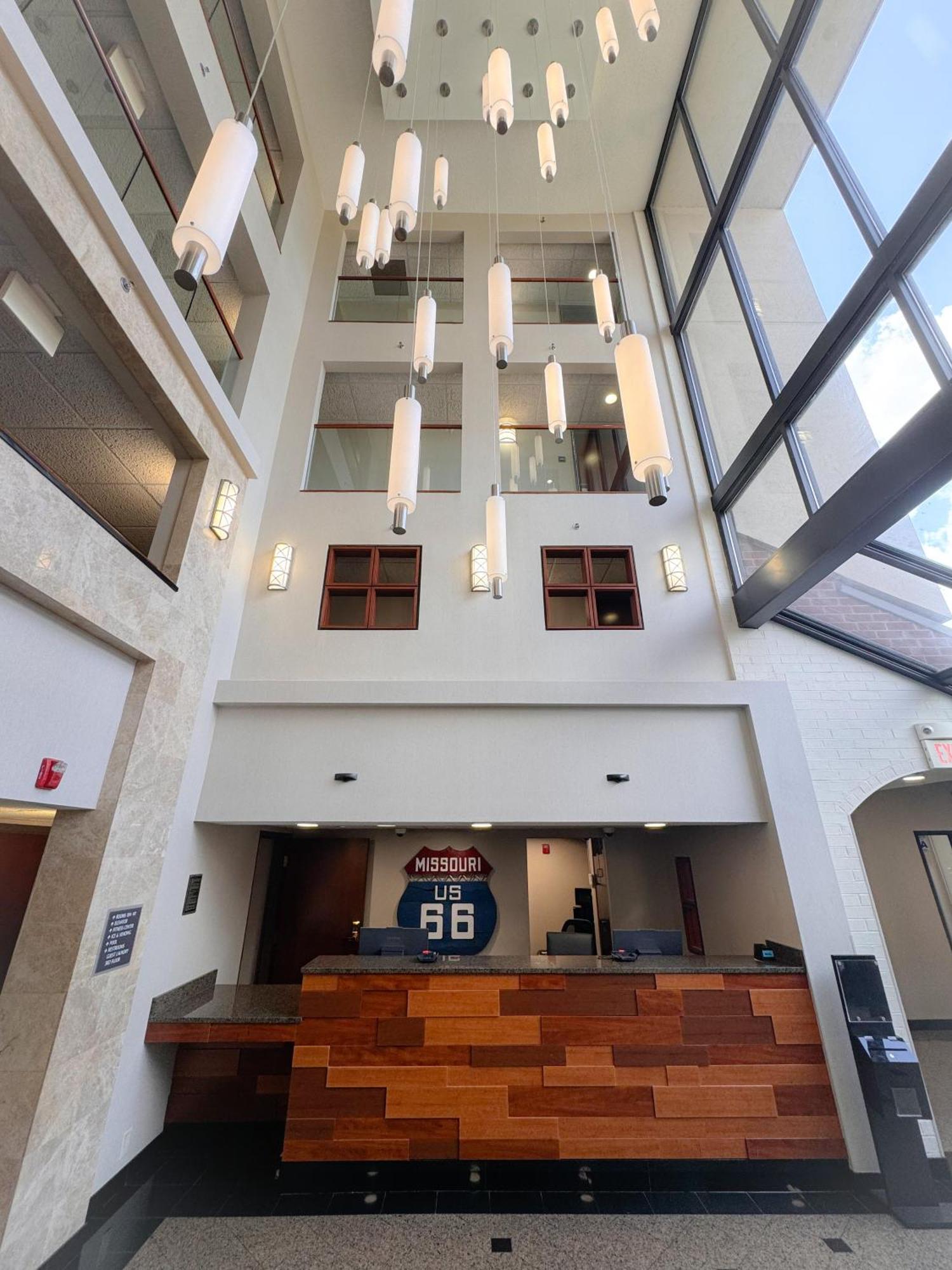Heritage Inn & Suites St Louis Fenton, Trademark By Wyndham Esterno foto