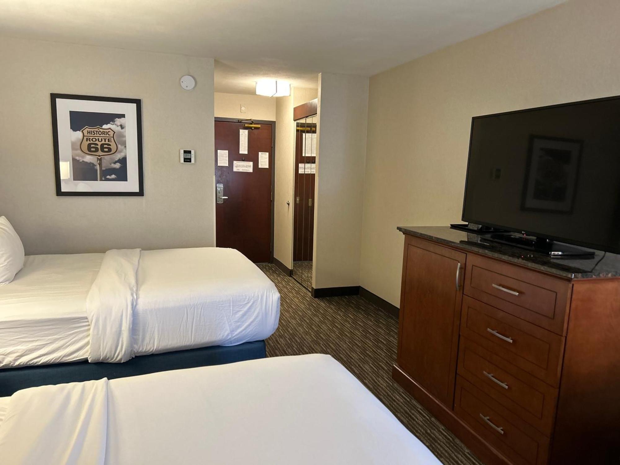 Heritage Inn & Suites St Louis Fenton, Trademark By Wyndham Esterno foto