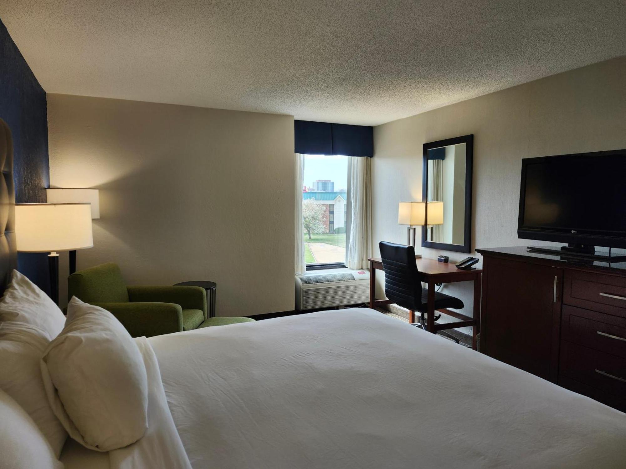 Heritage Inn & Suites St Louis Fenton, Trademark By Wyndham Esterno foto